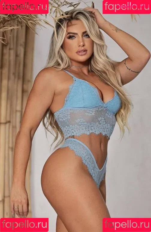 Thais Garcia Onlyfans Photo Gallery 
