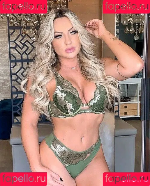 Thais Garcia Onlyfans Photo Gallery 