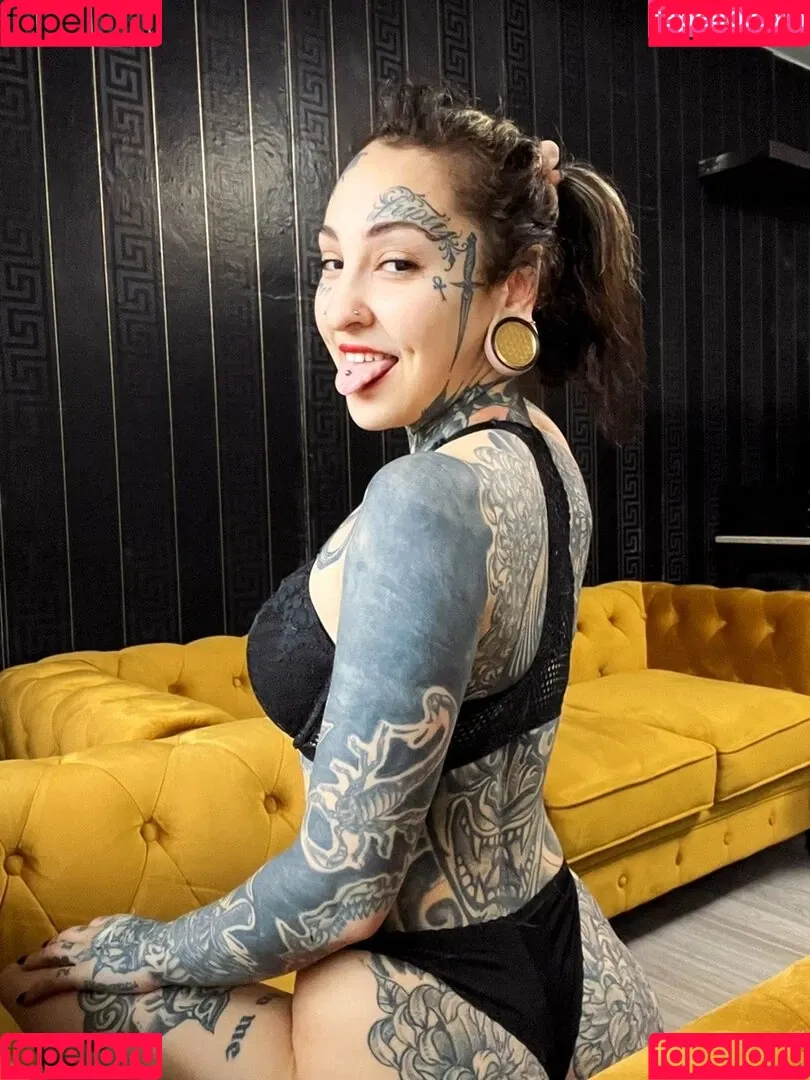 Marry Boeh Onlyfans Photo Gallery 