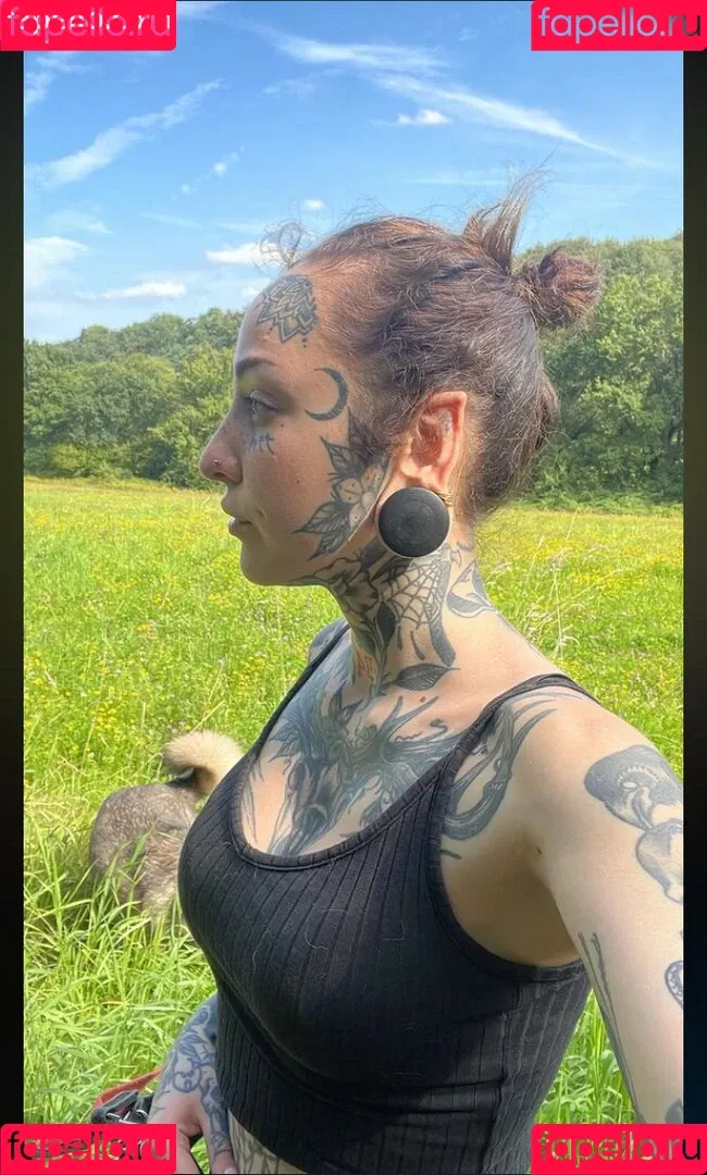 Marry Boeh Onlyfans Photo Gallery 