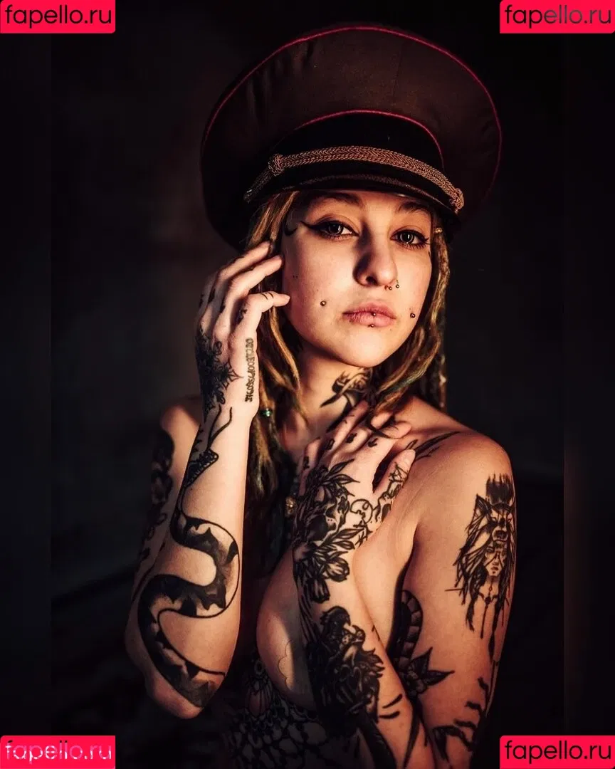 Marry Boeh Onlyfans Photo Gallery 
