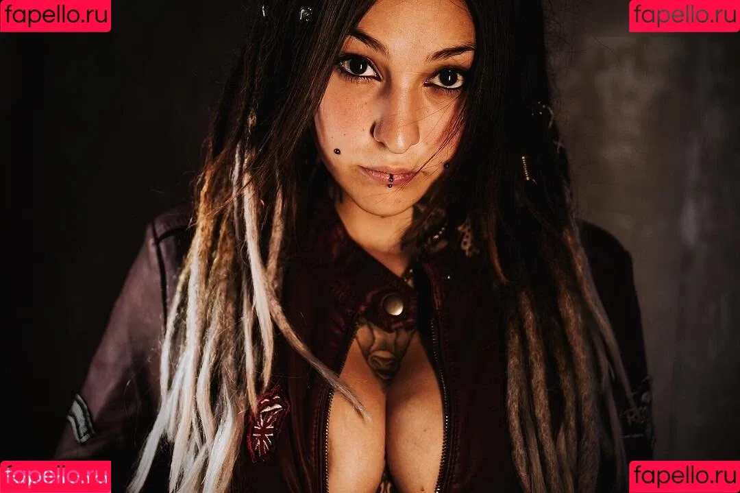Marry Boeh Onlyfans Photo Gallery 