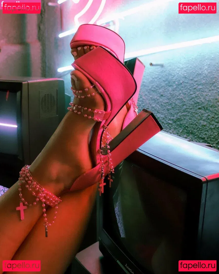 Kiera Bridget Onlyfans Photo Gallery 