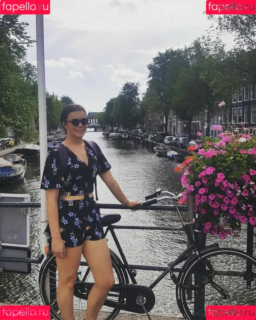 Renee Somerville Onlyfans Photo Gallery 