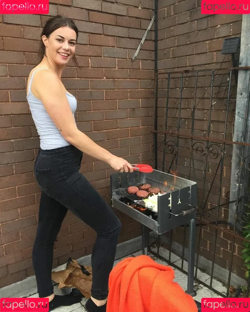 Renee Somerville Onlyfans Photo Gallery 