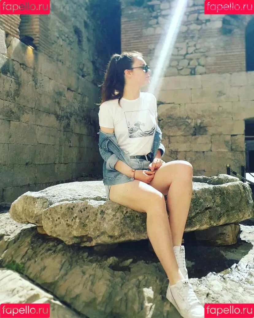 Renee Somerville Onlyfans Photo Gallery 