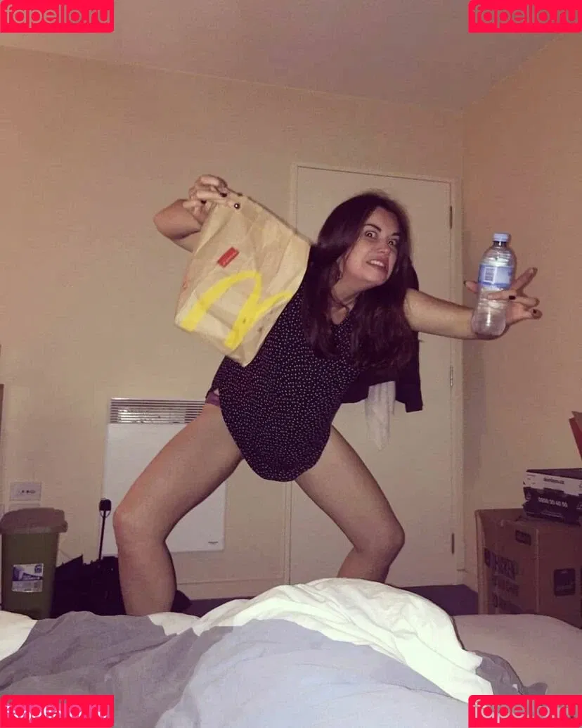 Renee Somerville Onlyfans Photo Gallery 