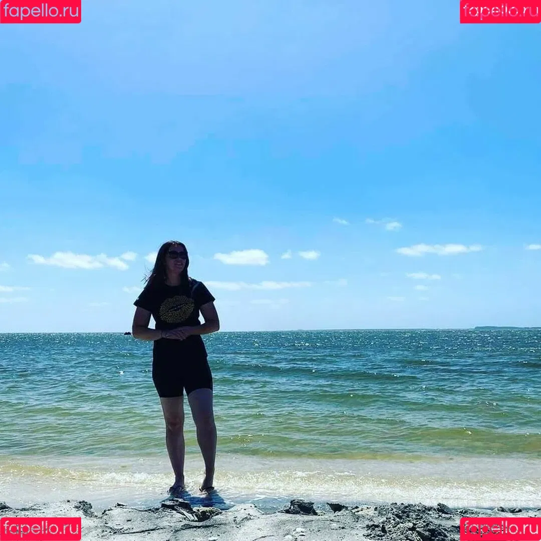 Renee Somerville Onlyfans Photo Gallery 