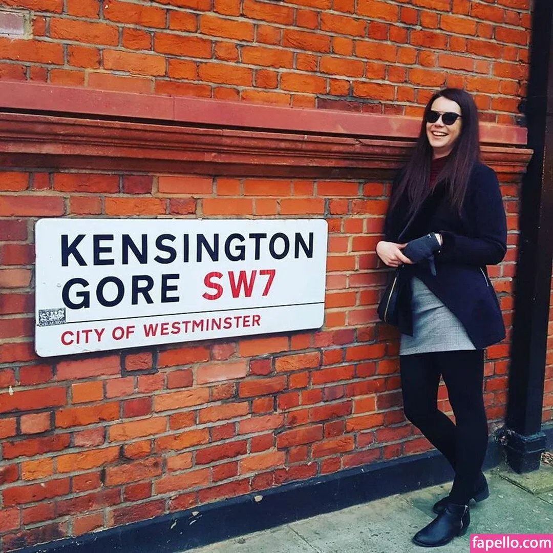 Renee Somerville Onlyfans Photo Gallery 