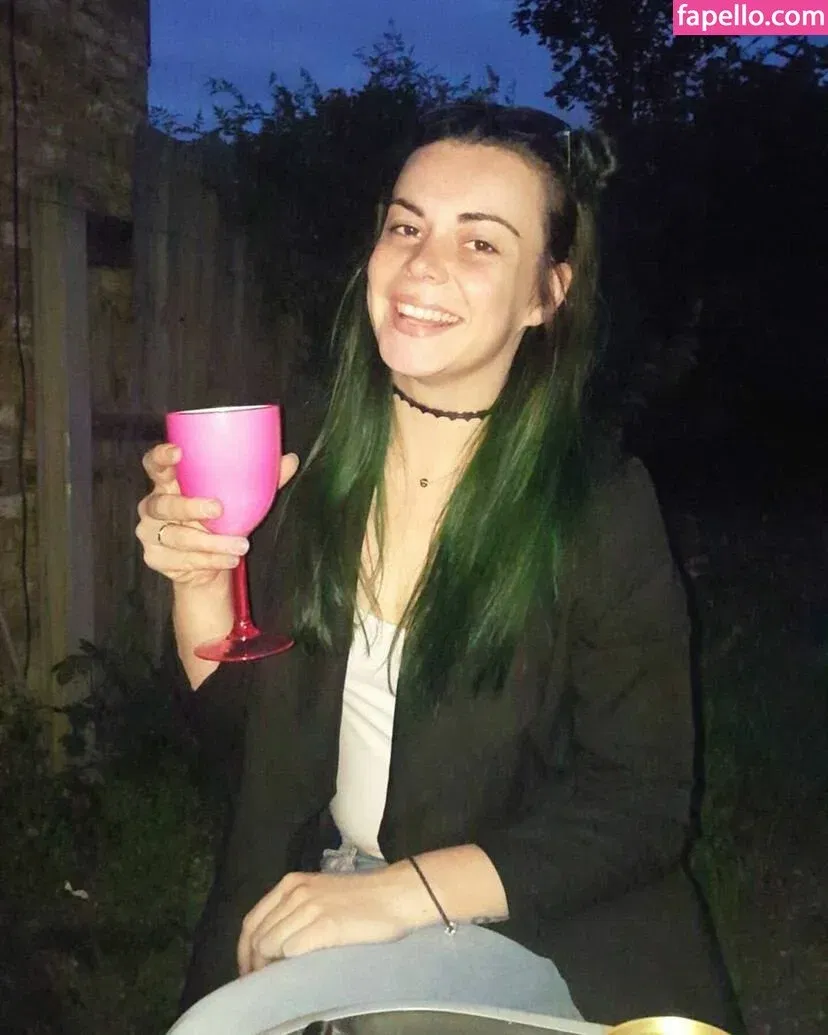 Renee Somerville Onlyfans Photo Gallery 