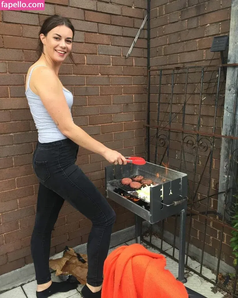 Renee Somerville Onlyfans Photo Gallery 