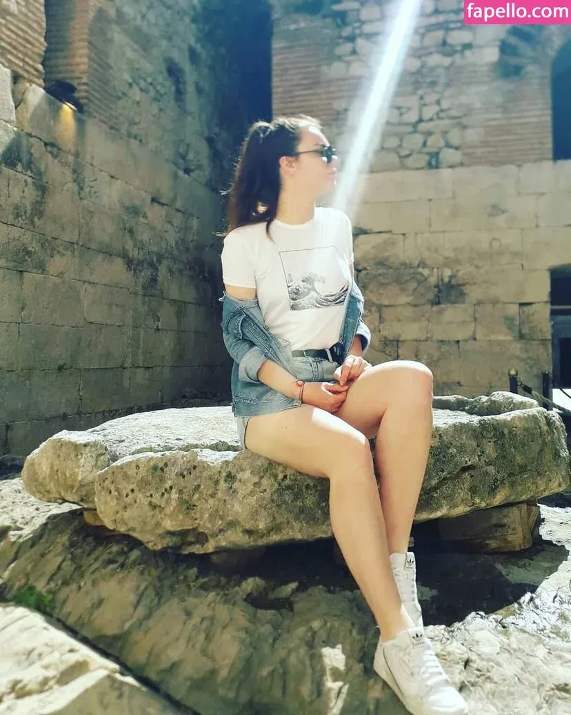 Renee Somerville Onlyfans Photo Gallery 