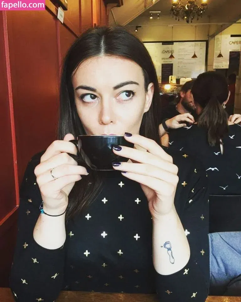 Renee Somerville Onlyfans Photo Gallery 