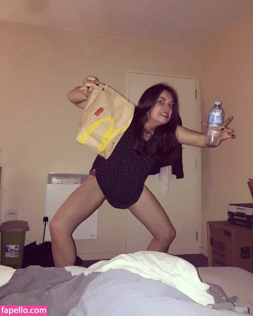 Renee Somerville Onlyfans Photo Gallery 