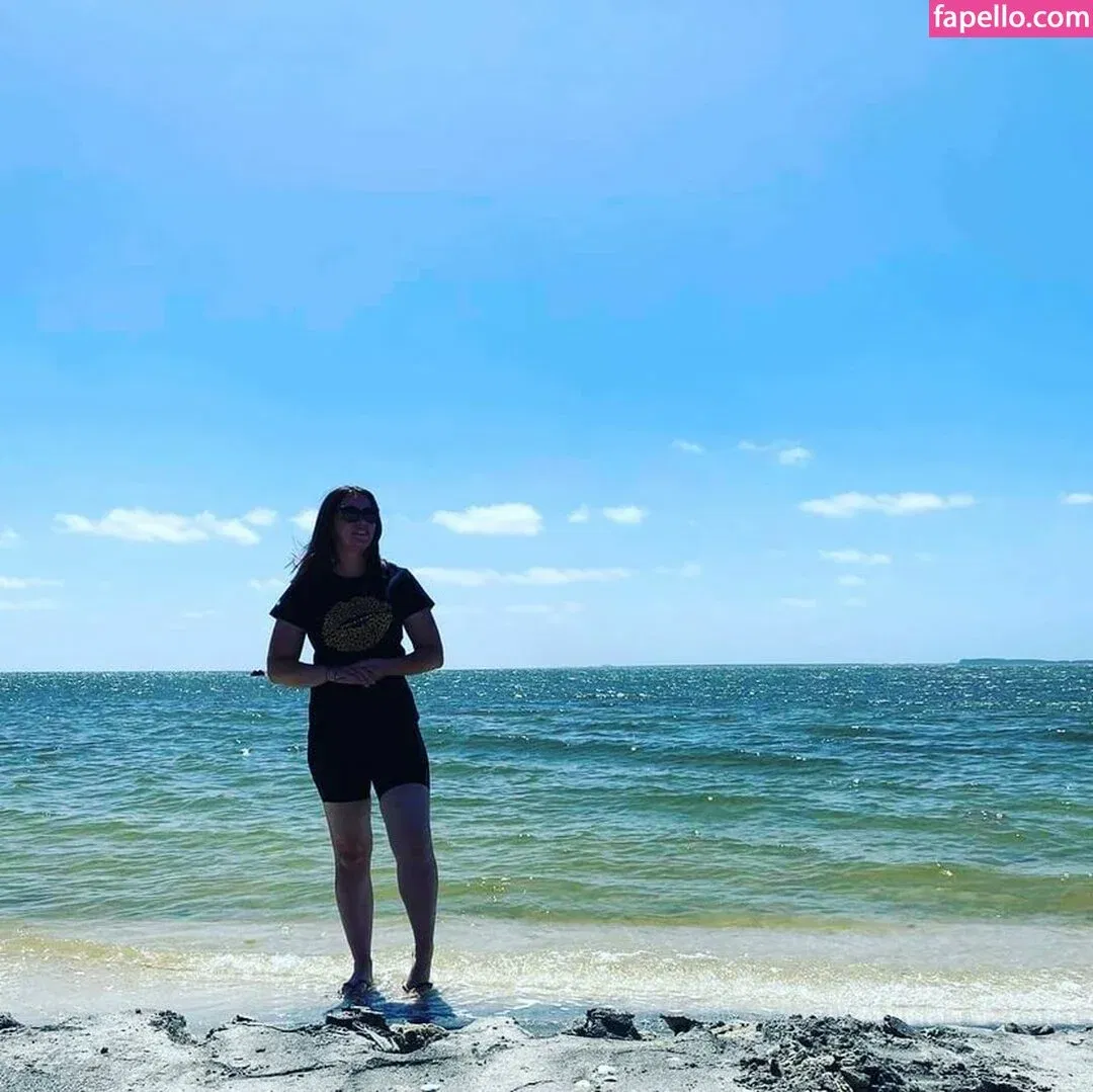 Renee Somerville Onlyfans Photo Gallery 