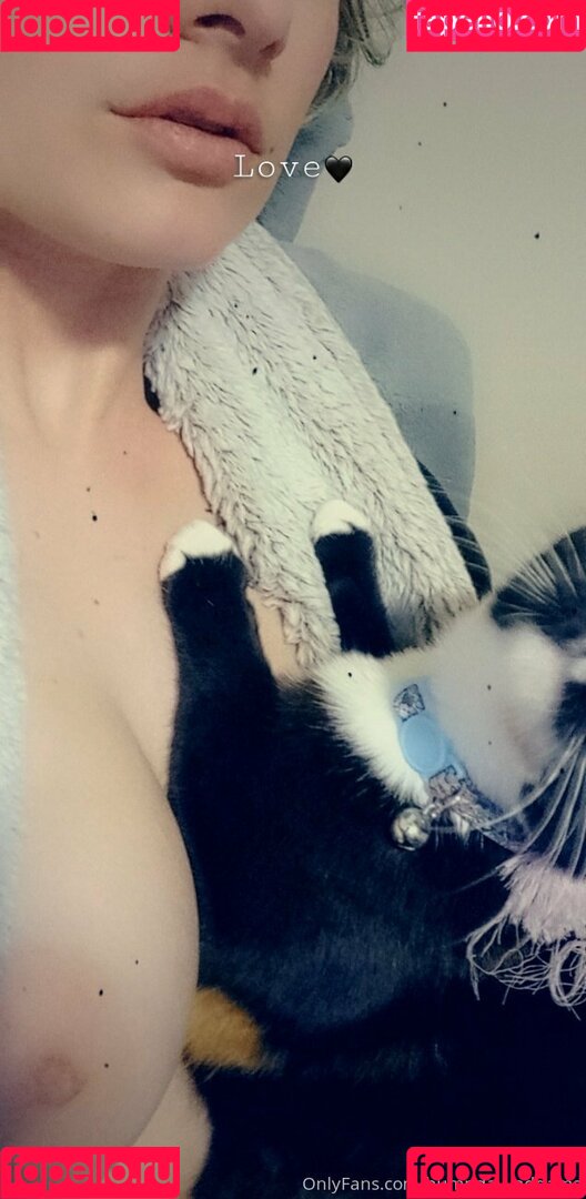 humpday_addams Onlyfans Photo Gallery 