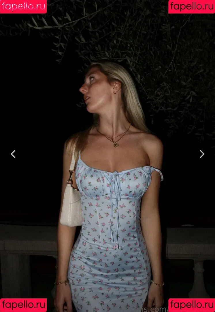 Tina Nora Onlyfans Photo Gallery 