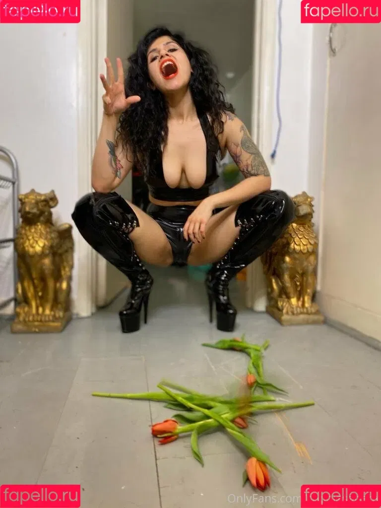 mistresssophiasahara Onlyfans Photo Gallery 