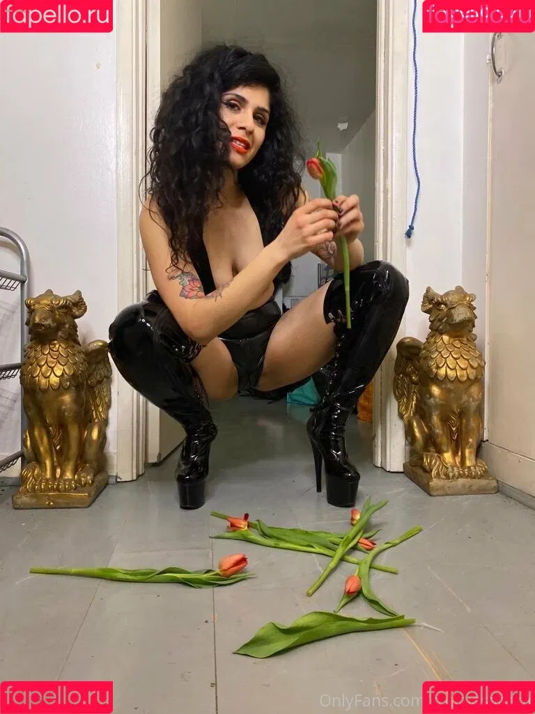 mistresssophiasahara Onlyfans Photo Gallery 