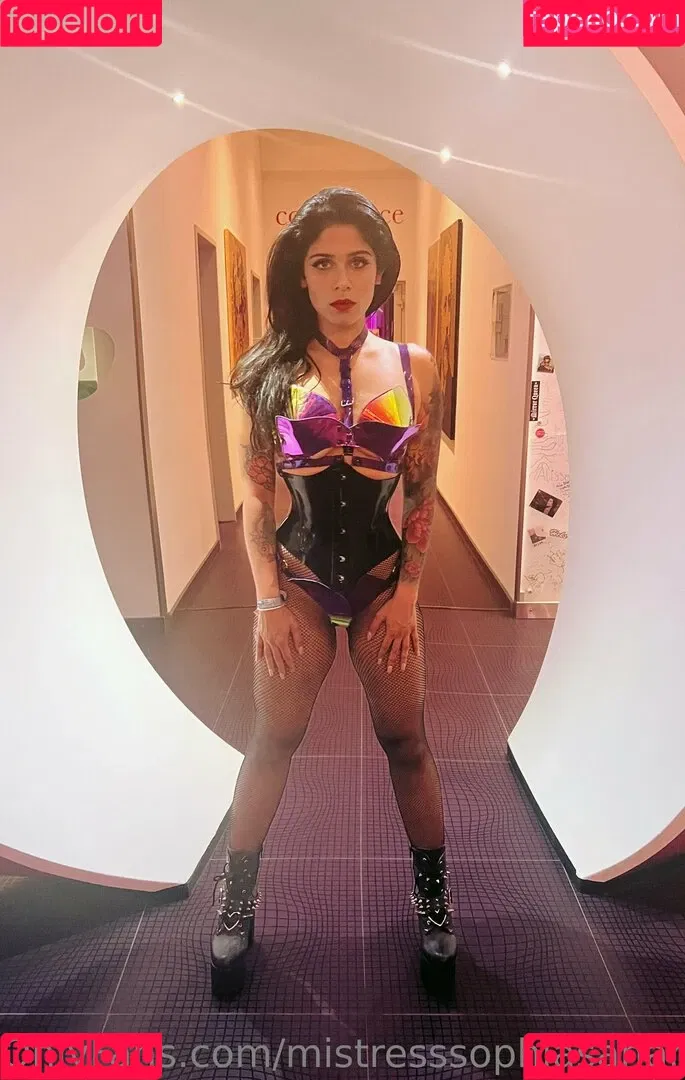 mistresssophiasahara Onlyfans Photo Gallery 