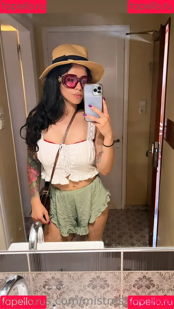 mistresssophiasahara Onlyfans Photo Gallery 