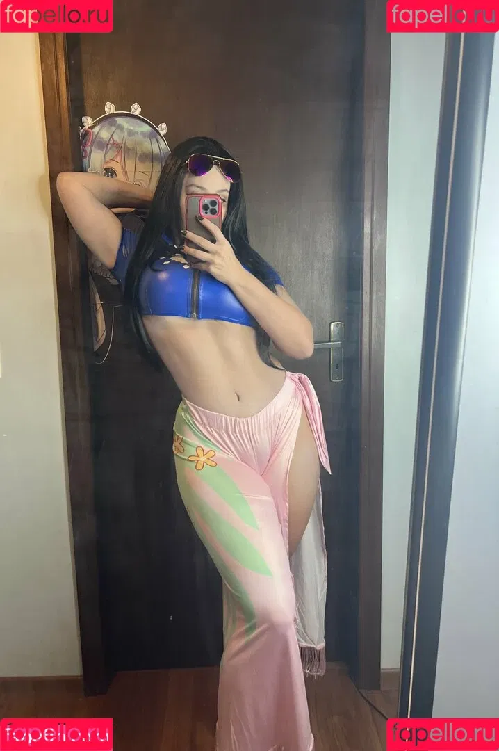 Natsumi Louise Onlyfans Photo Gallery 