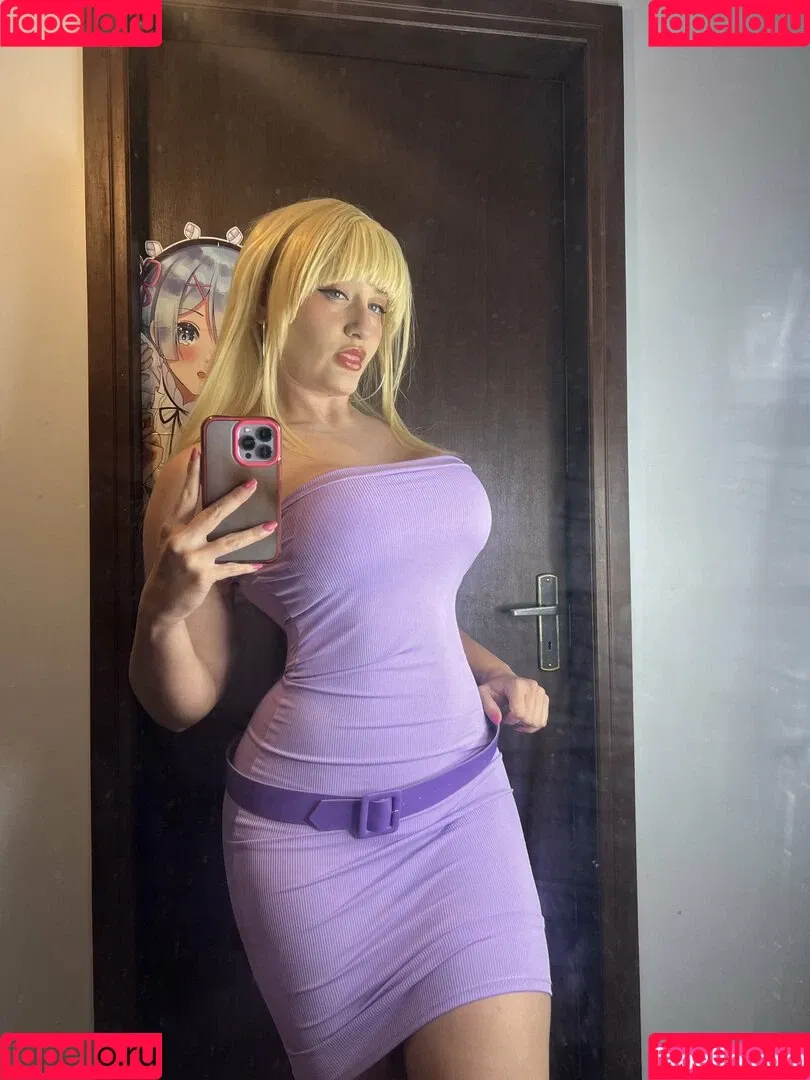 Natsumi Louise Onlyfans Photo Gallery 