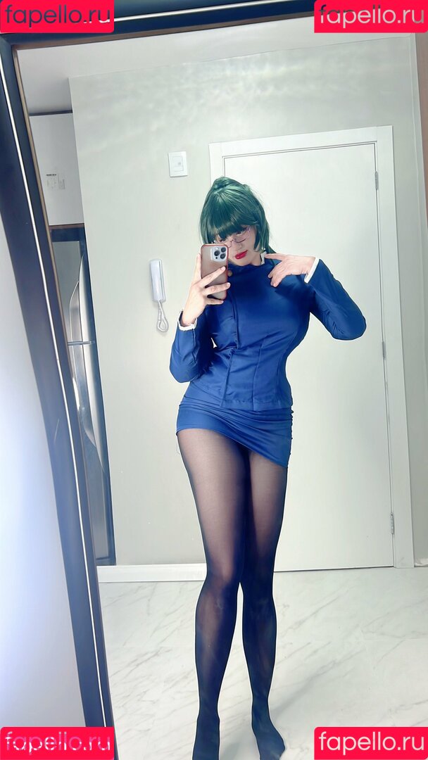 Natsumi Louise Onlyfans Photo Gallery 