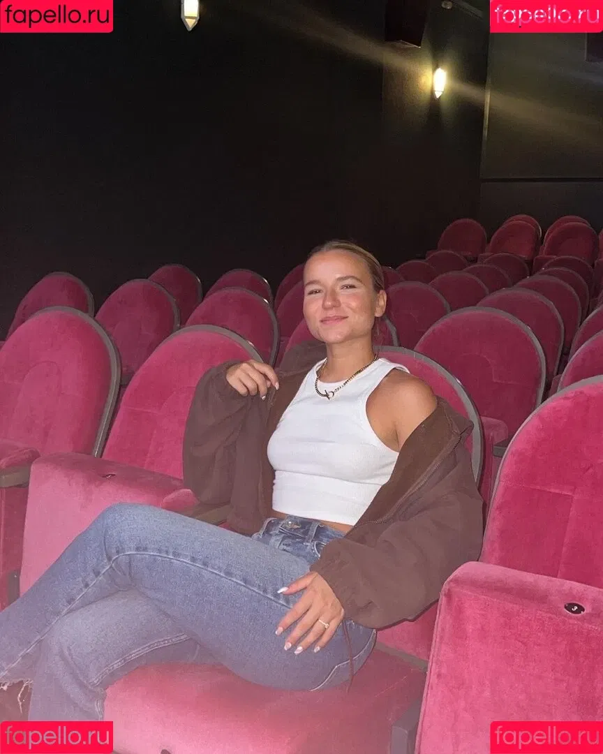 Alina Wachinger Onlyfans Photo Gallery 