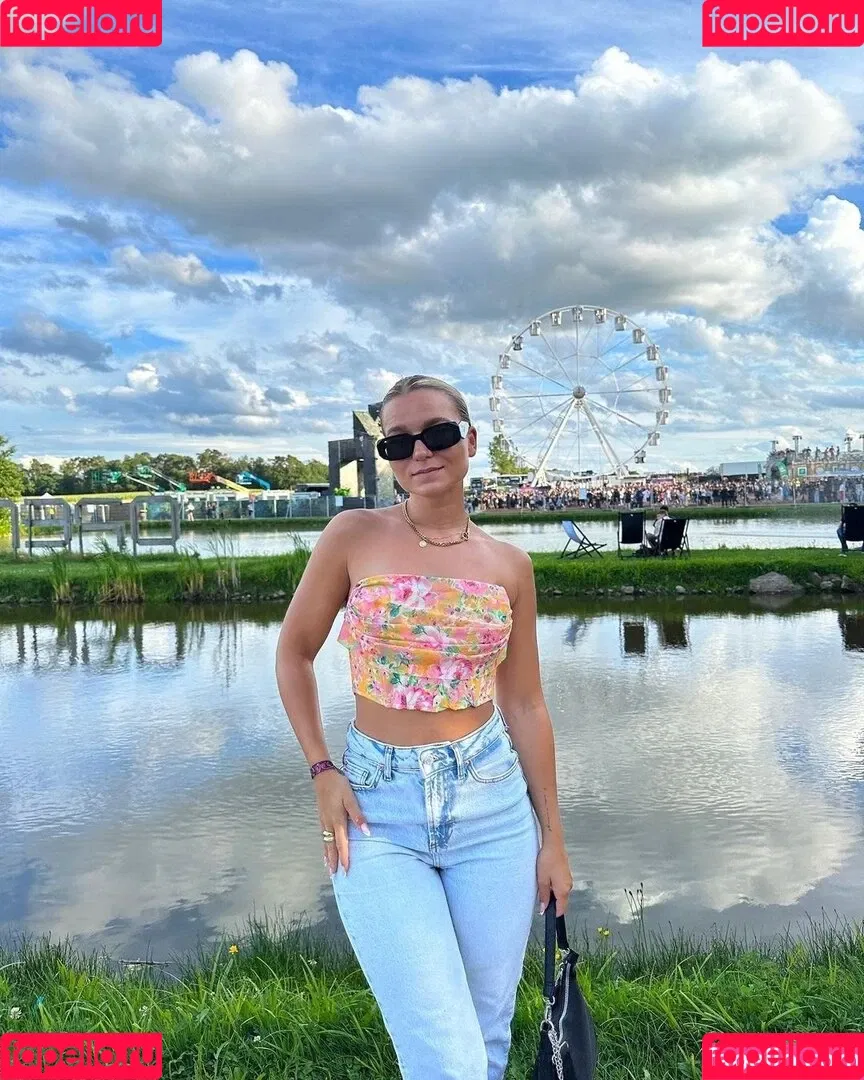 Alina Wachinger Onlyfans Photo Gallery 