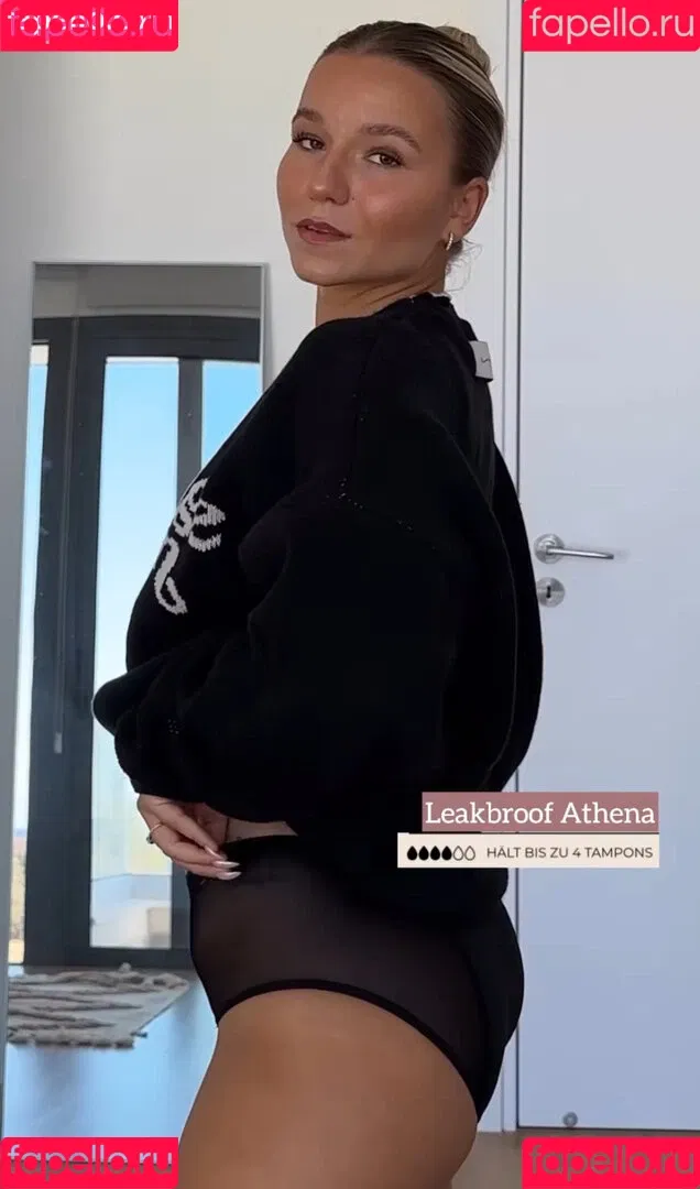 Alina Wachinger Onlyfans Photo Gallery 