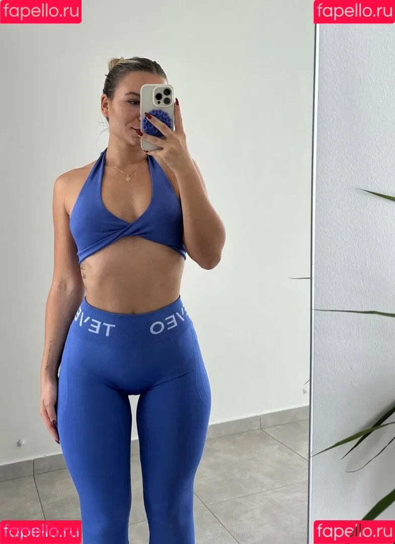 Alina Wachinger Onlyfans Photo Gallery 