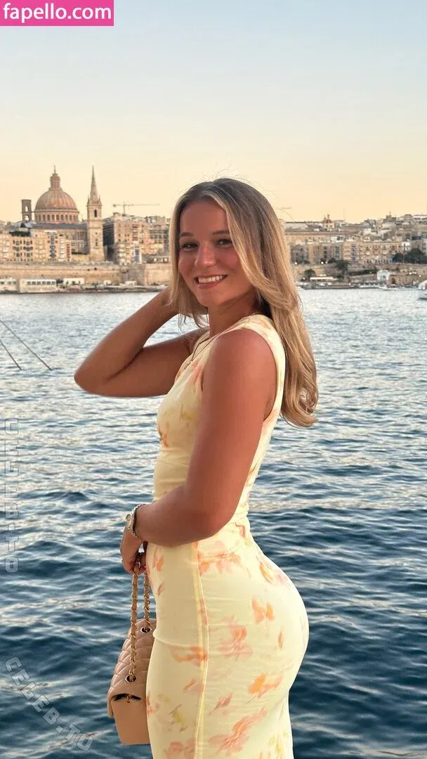 Alina Wachinger Onlyfans Photo Gallery 