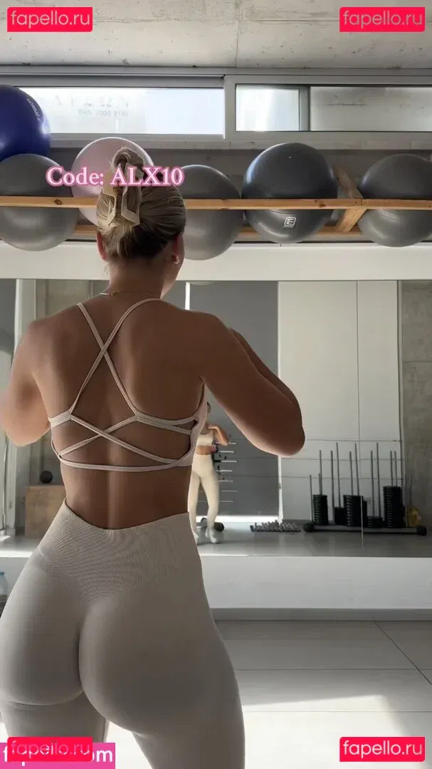 Alina Wachinger Onlyfans Photo Gallery 