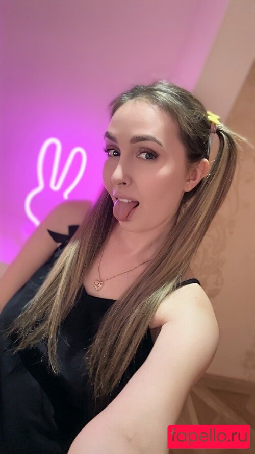 Alina Wachinger Onlyfans Photo Gallery 