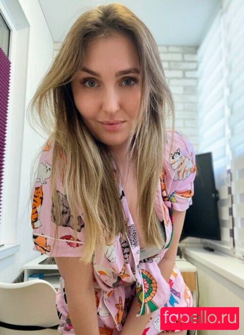 Alina Wachinger Onlyfans Photo Gallery 