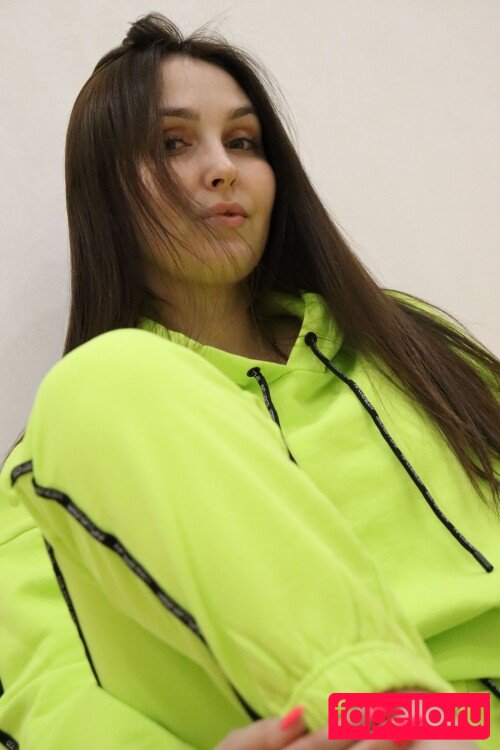 Alina Wachinger Onlyfans Photo Gallery 