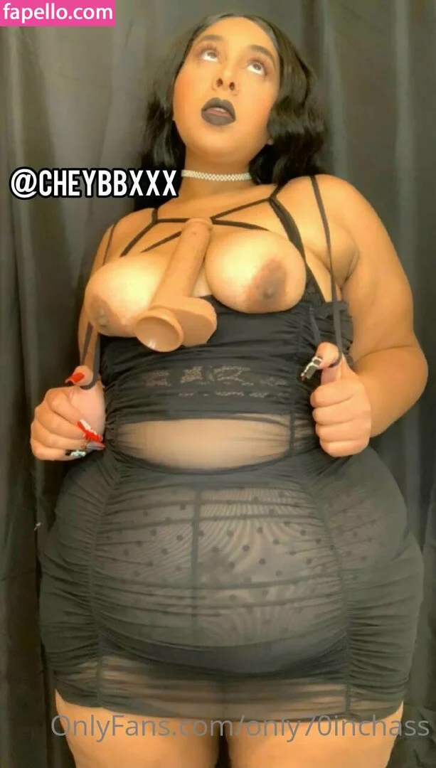 only70inchass Onlyfans Photo Gallery 