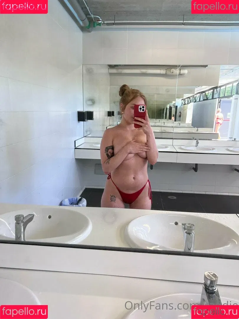 Raddie Llod Onlyfans Photo Gallery 