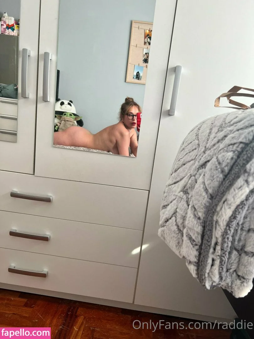 Raddie Llod Onlyfans Photo Gallery 