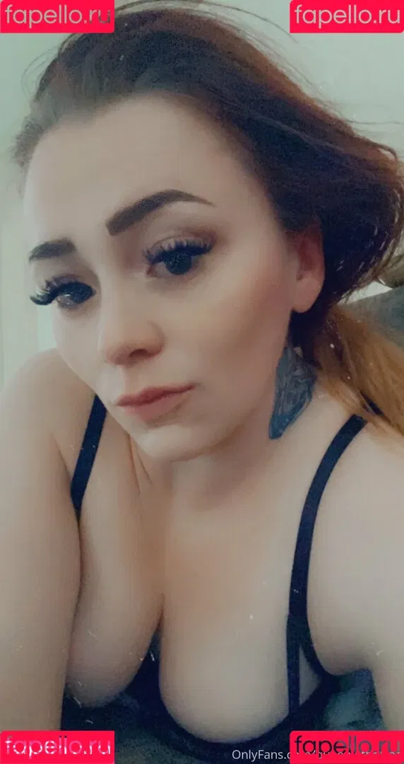 queeniethofree Onlyfans Photo Gallery 