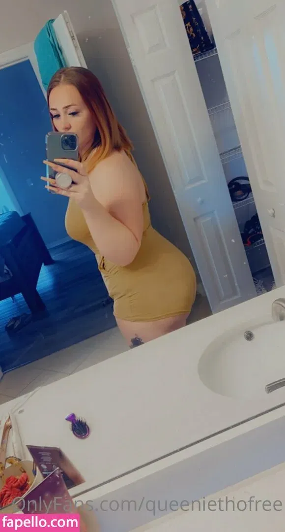 queeniethofree Onlyfans Photo Gallery 