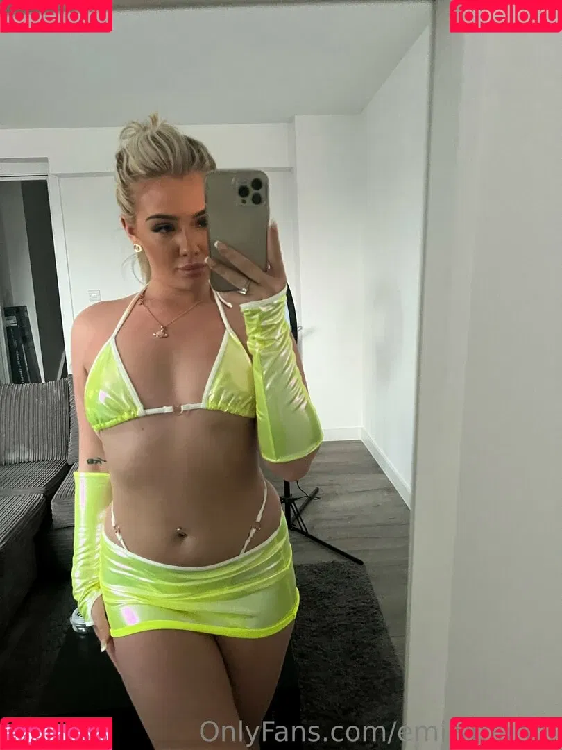 emilymrlor Onlyfans Photo Gallery 