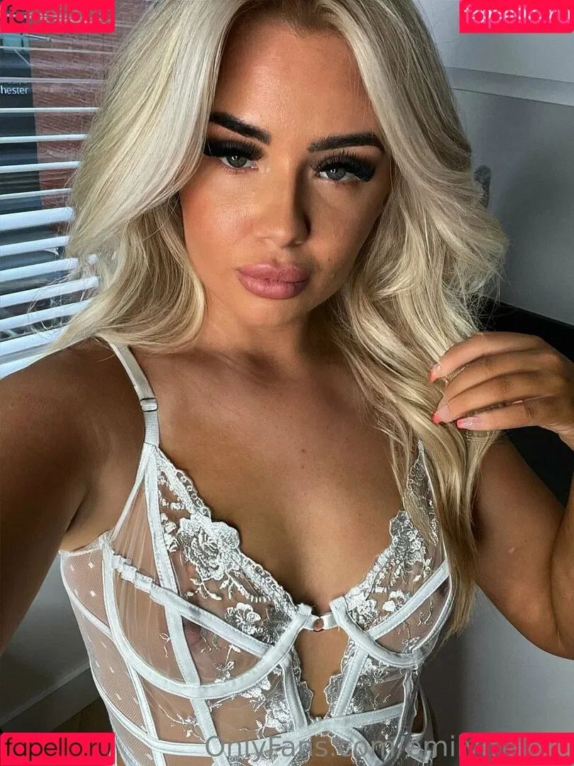 emilymrlor Onlyfans Photo Gallery 