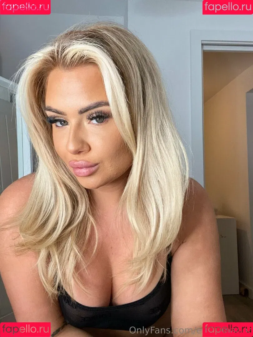 emilymrlor Onlyfans Photo Gallery 