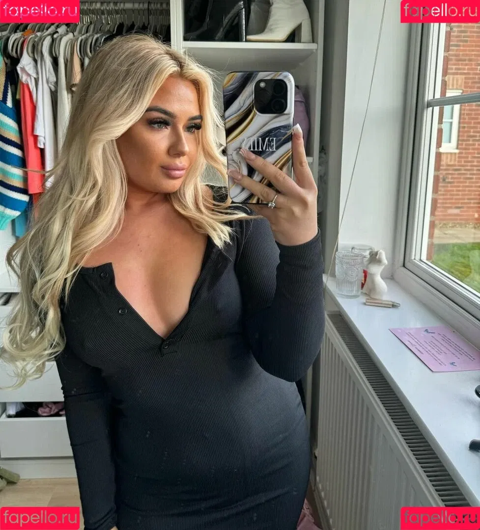 emilymrlor Onlyfans Photo Gallery 