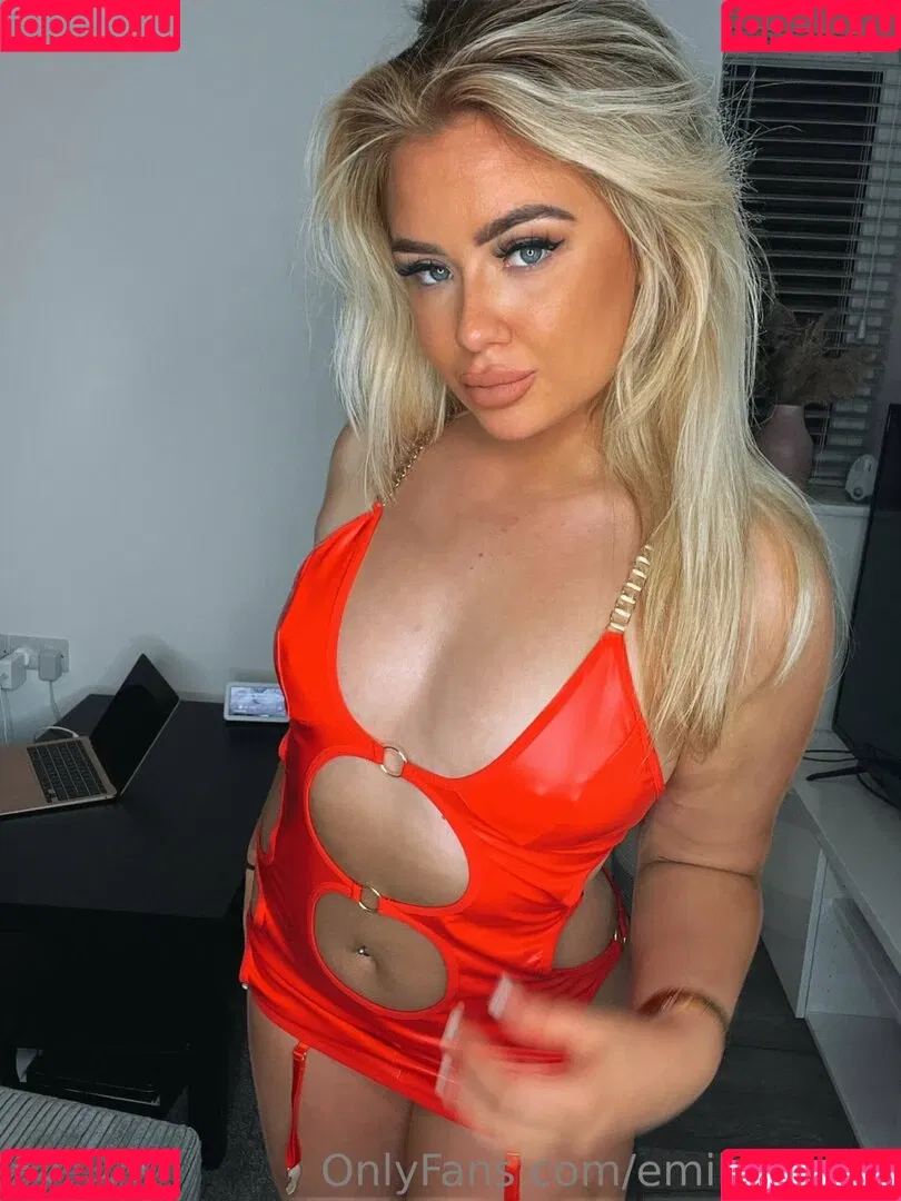 emilymrlor Onlyfans Photo Gallery 