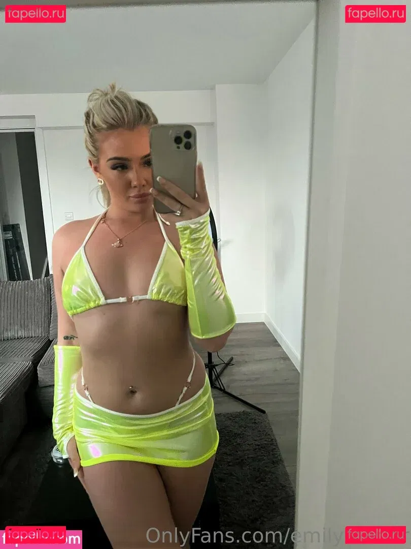 emilymrlor Onlyfans Photo Gallery 