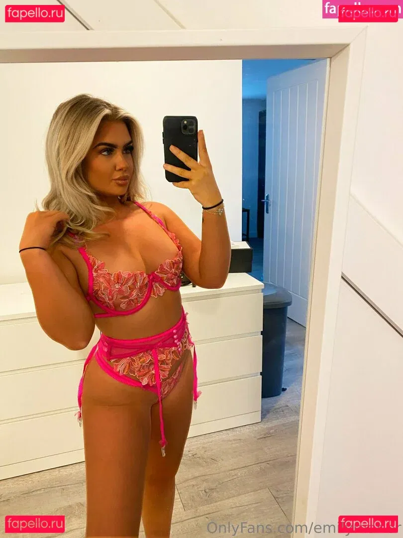 emilymrlor Onlyfans Photo Gallery 