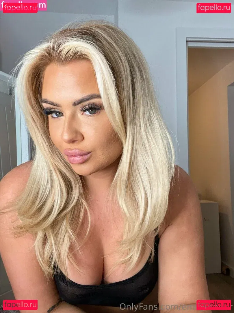 emilymrlor Onlyfans Photo Gallery 